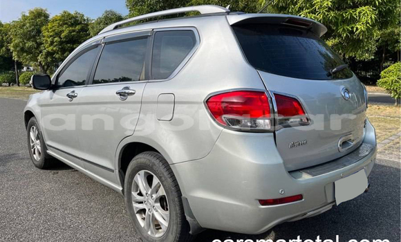 Buy Used Haval H6 Silver Car in Caala in Huambo Buy Used Haval H6 Silver Car in Caala in Huambo
