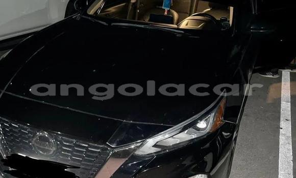 Comprar Usado Nissan Altima Preto Carro em Luena em Moxico