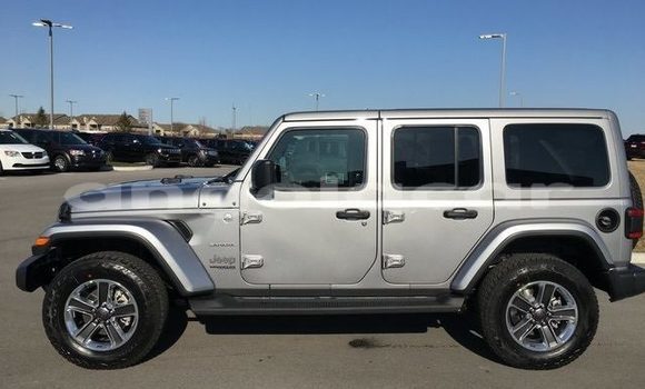 Comprar Usado Jeep Wrangler Preto Carro em Luena em Moxico Comprar Usado Jeep Wrangler Preto Carro em Luena em Moxico