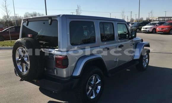 Comprar Usado Jeep Wrangler Preto Carro em Luena em Moxico Comprar Usado Jeep Wrangler Preto Carro em Luena em Moxico