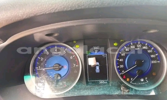 Acheter Neuf Voiture Toyota Hiluxe Revo Blanc à Luanda, Province de Luanda Acheter Neuf Voiture Toyota Hiluxe Revo Blanc à Luanda, Province de Luanda