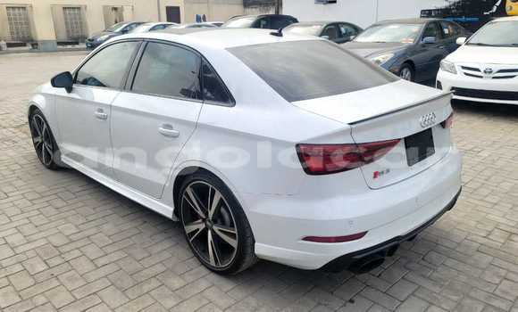 Acheter Occasion Voiture Audi RS3 Blanc à Luanda, Province de Luanda Acheter Occasion Voiture Audi RS3 Blanc à Luanda, Province de Luanda