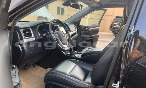 Buy Used Toyota Highlander Black Car in Luanda in Luanda Province Buy Used Toyota Highlander Black Car in Luanda in Luanda Province