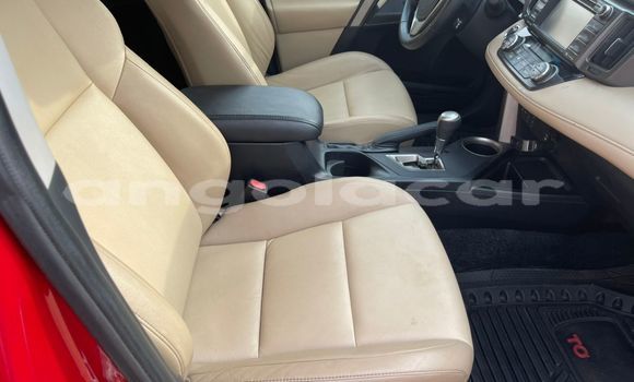 Comprar Usado Toyota RAV4 Vermelho Carro em Luanda em Luanda Province Comprar Usado Toyota RAV4 Vermelho Carro em Luanda em Luanda Province