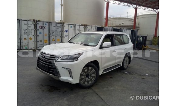Comprar Importar Lexus LX Branco Carro em Import - Dubai em Bengo Province Comprar Importar Lexus LX Branco Carro em Import - Dubai em Bengo Province