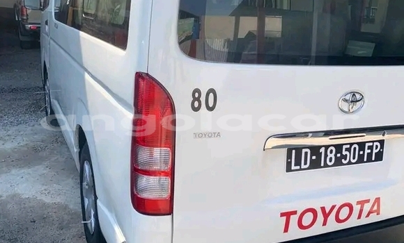 Buy Used Toyota Hiace White Car in Luanda in Luanda Province Buy Used Toyota Hiace White Car in Luanda in Luanda Province