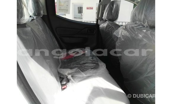 Comprar Importar Mitsubishi L200 Branco Carro em Import - Dubai em Bengo Province Comprar Importar Mitsubishi L200 Branco Carro em Import - Dubai em Bengo Province