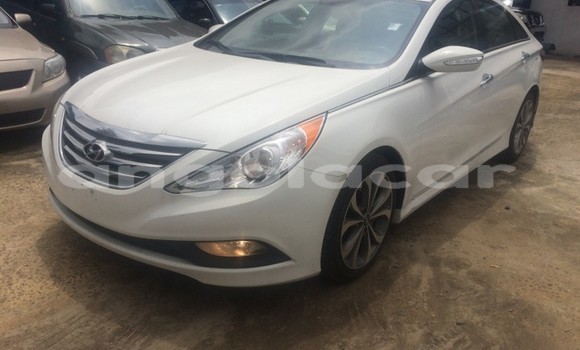 Comprar Usado Hyundai Sonata Branco Carro em Luanda em Luanda Province Comprar Usado Hyundai Sonata Branco Carro em Luanda em Luanda Province