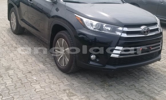 Comprar Usado Toyota Highlander Preto Carro em Luanda em Luanda Province