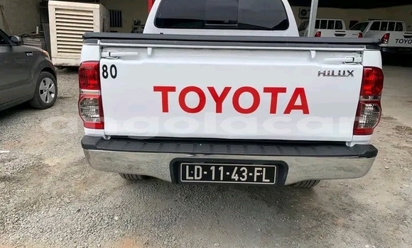 Buy Used Toyota Hilux White Car in Luanda in Luanda Province Buy Used Toyota Hilux White Car in Luanda in Luanda Province
