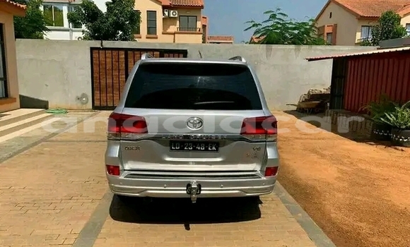 Comprar Usado Toyota Land Cruiser Outro Carro em Luanda em Luanda Province Comprar Usado Toyota Land Cruiser Outro Carro em Luanda em Luanda Province