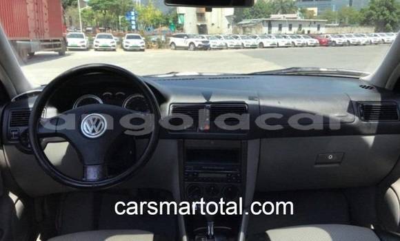 Buy Used Volkswagen Golf Blue Car in Caluquembe in Huila Buy Used Volkswagen Golf Blue Car in Caluquembe in Huila