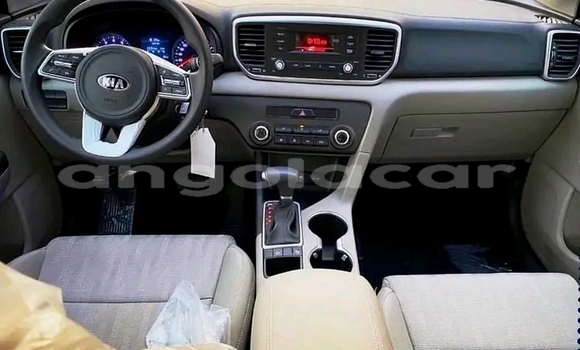 Buy Used Kia Sportage Red Car in Luanda in Luanda Province Buy Used Kia Sportage Red Car in Luanda in Luanda Province
