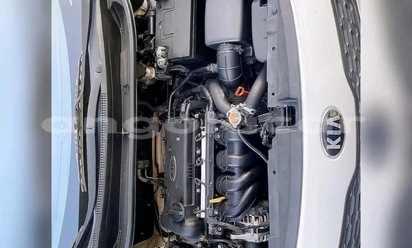 Acheter Occasion Voiture Kia rio Noir à Luanda, Province de Luanda Acheter Occasion Voiture Kia rio Noir à Luanda, Province de Luanda