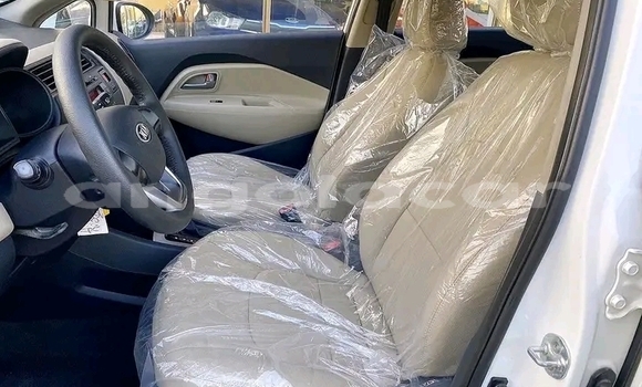 Comprar Usado Kia rio Branco Carro em Luanda em Luanda Province Comprar Usado Kia rio Branco Carro em Luanda em Luanda Province