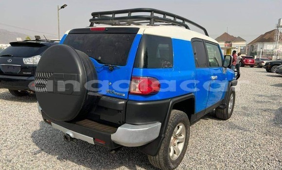 Acheter Occasion Voiture Toyota FJ Cruiser Bleu à Luanda, Province de Luanda Acheter Occasion Voiture Toyota FJ Cruiser Bleu à Luanda, Province de Luanda