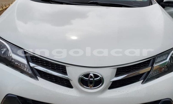 Comprar Usado Toyota RAV4 Branco Carro em Luanda em Luanda Province Comprar Usado Toyota RAV4 Branco Carro em Luanda em Luanda Province