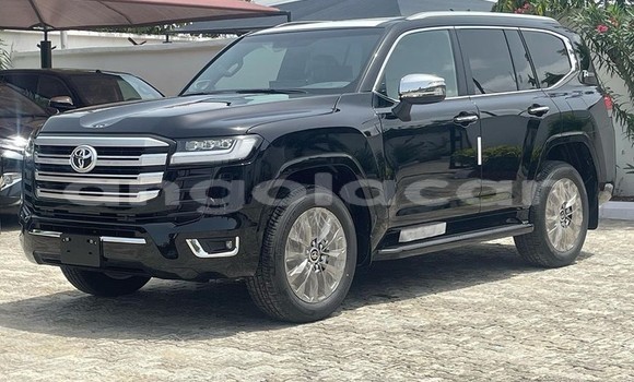 Buy Used Toyota Land Cruiser Prado Black Car in Luanda in Luanda Province Buy Used Toyota Land Cruiser Prado Black Car in Luanda in Luanda Province
