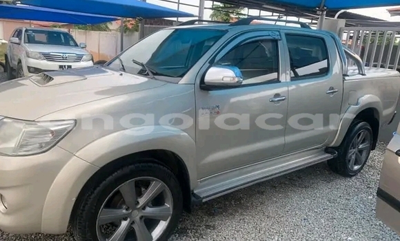 Acheter Occasion Voiture Toyota Hilux Gris à Luanda, Province de Luanda Acheter Occasion Voiture Toyota Hilux Gris à Luanda, Province de Luanda