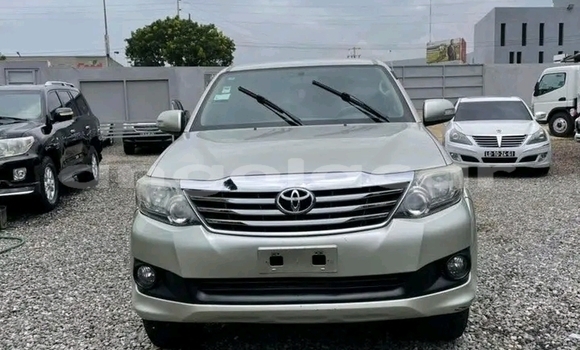 Acheter Occasion Voiture Toyota Fortuner Autre à Luanda, Province de Luanda