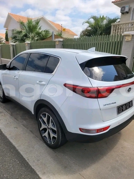 Big with watermark kia sportage luanda province luanda 26620