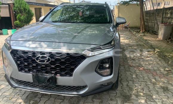 Comprar Usado Hyundai Santa Fe Prata Carro em Luanda em Luanda Province