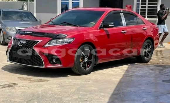 Comprar Usado Toyota Camry Vermelho Carro em Luena em Moxico Comprar Usado Toyota Camry Vermelho Carro em Luena em Moxico
