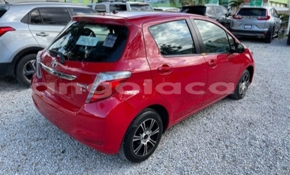 Acheter Occasion Voiture Toyota Yaris Rouge à Luanda, Province de Luanda Acheter Occasion Voiture Toyota Yaris Rouge à Luanda, Province de Luanda