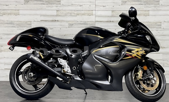 Medium with watermark suzuki hayabusa huambo caala 26694