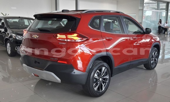 Comprar Usado Chevlolet Spin Vermelho Carro em Luena em Moxico Comprar Usado Chevlolet Spin Vermelho Carro em Luena em Moxico