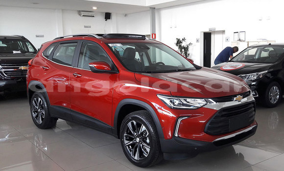 Comprar Usado Chevlolet Spin Vermelho Carro em Luena em Moxico Comprar Usado Chevlolet Spin Vermelho Carro em Luena em Moxico