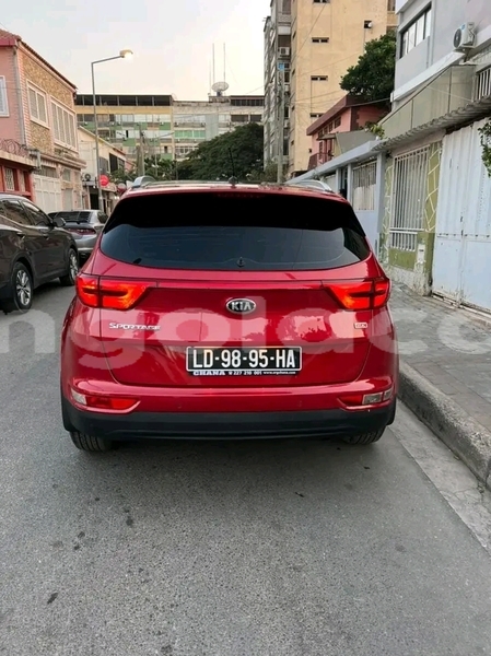 Big with watermark kia sportage luanda province luanda 26702