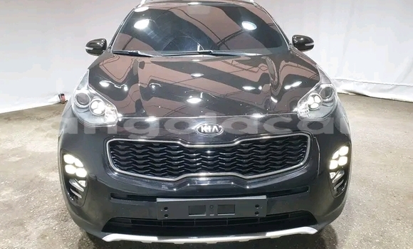 Comprar Usado Kia Sportage Preto Carro em Luanda em Luanda Province