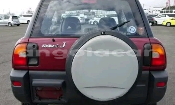 Comprar Usado Toyota RAV4 Preto Carro em Luena em Moxico Comprar Usado Toyota RAV4 Preto Carro em Luena em Moxico