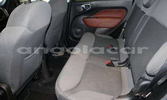 Comprar Usado Fiat 500L Prata Carro em Luena em Moxico Comprar Usado Fiat 500L Prata Carro em Luena em Moxico