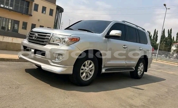 Comprar Usado Toyota Land Cruiser Outro Carro em Luanda em Luanda Province Comprar Usado Toyota Land Cruiser Outro Carro em Luanda em Luanda Province