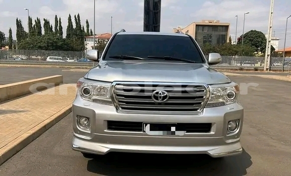 Comprar Usado Toyota Land Cruiser Outro Carro em Luanda em Luanda Province Comprar Usado Toyota Land Cruiser Outro Carro em Luanda em Luanda Province