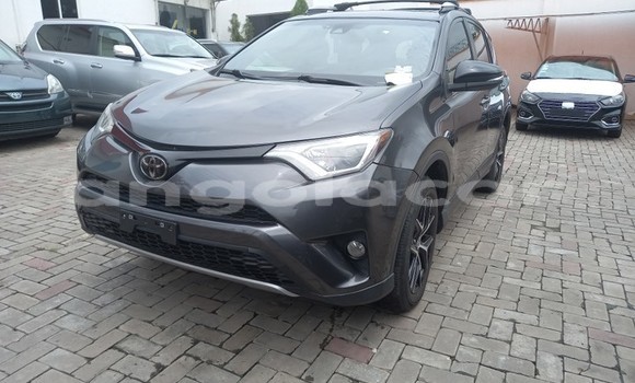 Buy Used Toyota RAV4 Black Car in Luanda in Luanda Province Buy Used Toyota RAV4 Black Car in Luanda in Luanda Province