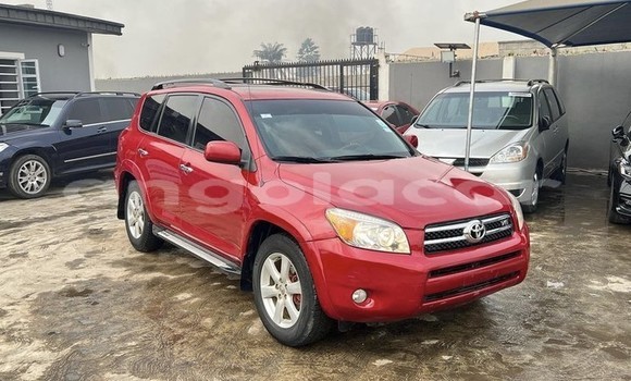 Buy Used Toyota RAV4 Red Car in Luanda in Luanda Province
