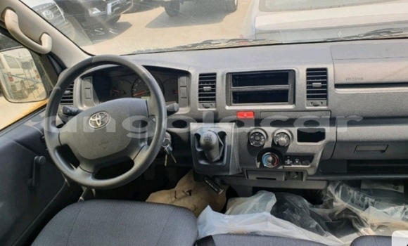 Acheter Occasion Voiture Toyota Hiace Blanc à Luanda, Province de Luanda Acheter Occasion Voiture Toyota Hiace Blanc à Luanda, Province de Luanda