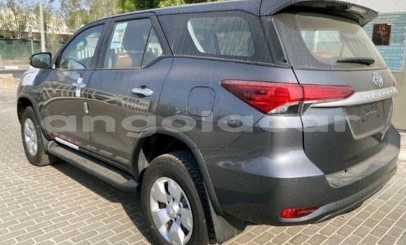 Buy Used Toyota Fortuner Other Car in Luanda in Luanda Province Buy Used Toyota Fortuner Other Car in Luanda in Luanda Province