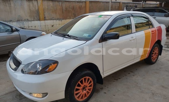 Comprar Usado Toyota Corolla Branco Carro em Luanda em Luanda Province