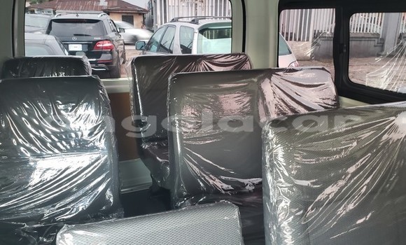 Comprar Usado Toyota Hiace Branco Carro em Luanda em Luanda Province Comprar Usado Toyota Hiace Branco Carro em Luanda em Luanda Province