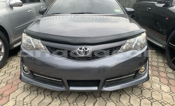 Acheter Occasion Voiture Toyota Camry Noir à Luanda, Province de Luanda Acheter Occasion Voiture Toyota Camry Noir à Luanda, Province de Luanda