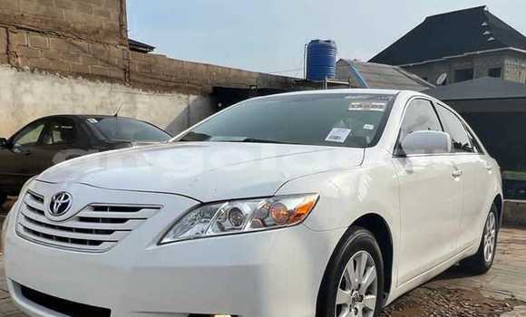 Acheter Occasion Voiture Toyota Camry Blanc à Luanda, Province de Luanda Acheter Occasion Voiture Toyota Camry Blanc à Luanda, Province de Luanda