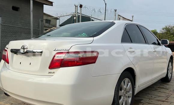 Buy Used Toyota Camry White Car in Luanda in Luanda Province Buy Used Toyota Camry White Car in Luanda in Luanda Province