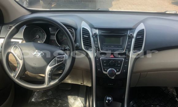 Buy Used Hyundai Elantra White Car in Luanda in Luanda Province Buy Used Hyundai Elantra White Car in Luanda in Luanda Province