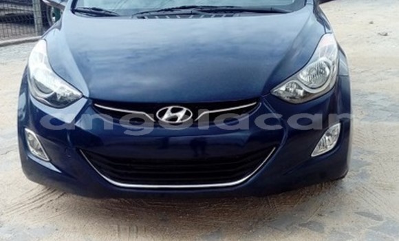 Comprar Usado Hyundai Elantra Azul Carro em Luanda em Luanda Province