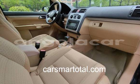 Buy Used Volkswagen Touran Silver Car in Luanda in Luanda Province Buy Used Volkswagen Touran Silver Car in Luanda in Luanda Province