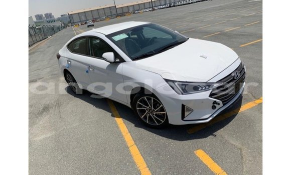 Buy Import Hyundai Elantra White Car in Import - Dubai in Bengo Province Buy Import Hyundai Elantra White Car in Import - Dubai in Bengo Province